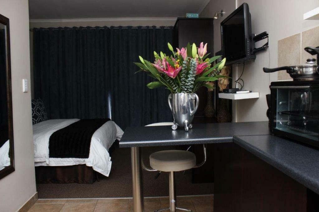 Apartamento Reliwave Pty Ltd Bloemfontein Exterior foto
